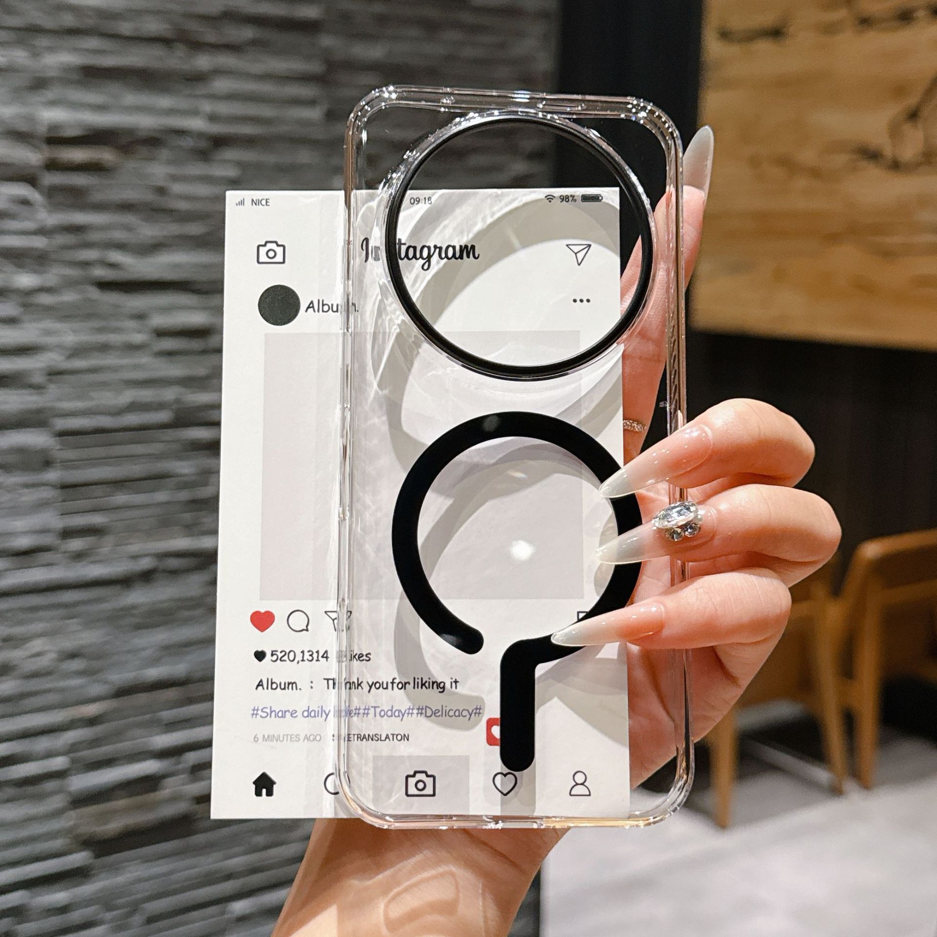 Fashion Luxury HD Transparent  - огляд і ціна Clear Magsafe Case