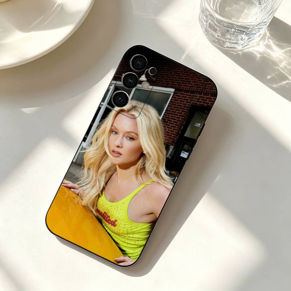 Singer Zara Larsson Venus Phon - огляд і ціна Phone Cases Zara